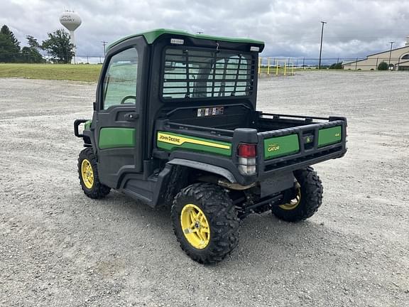 Image of John Deere XUV 835R equipment image 3