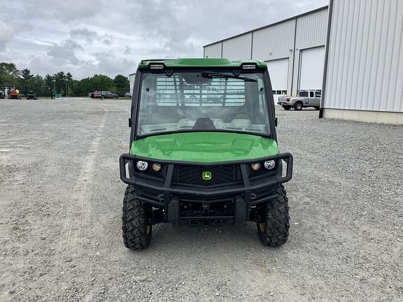 Image of John Deere XUV 835R equipment image 1