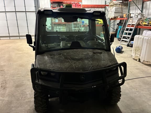 Image of John Deere XUV 835R equipment image 3