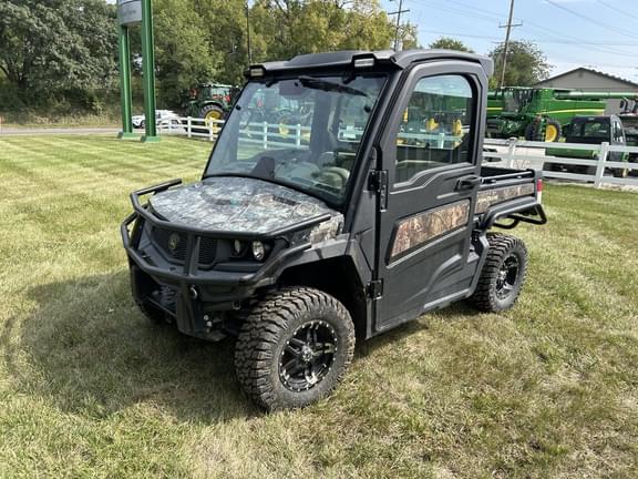 Image of John Deere XUV 835R Primary image