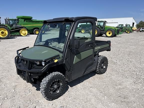 Image of John Deere XUV 835R Primary image