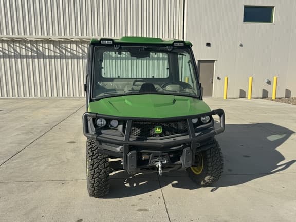 Image of John Deere XUV 835R equipment image 4