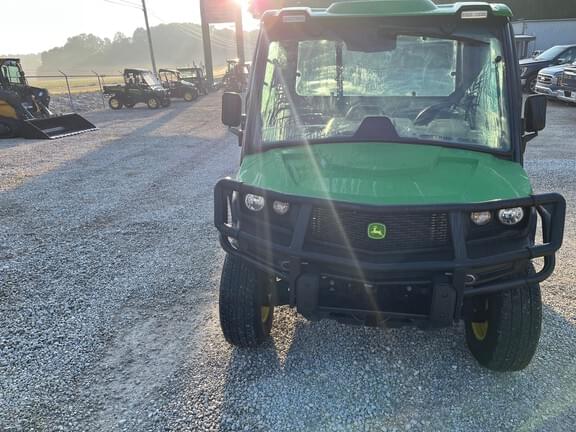 Image of John Deere XUV 835R equipment image 2
