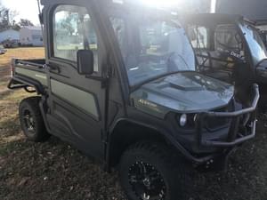 2021 John Deere XUV 835R Image