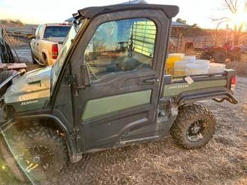 Main image John Deere XUV 835R