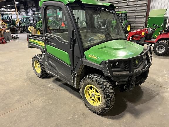 Image of John Deere XUV 835R Primary image