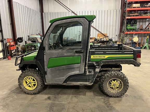 Image of John Deere XUV 835R equipment image 4