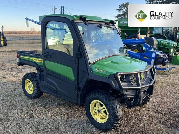 Main image John Deere XUV 835R