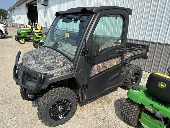 Image of John Deere XUV 835R equipment image 4