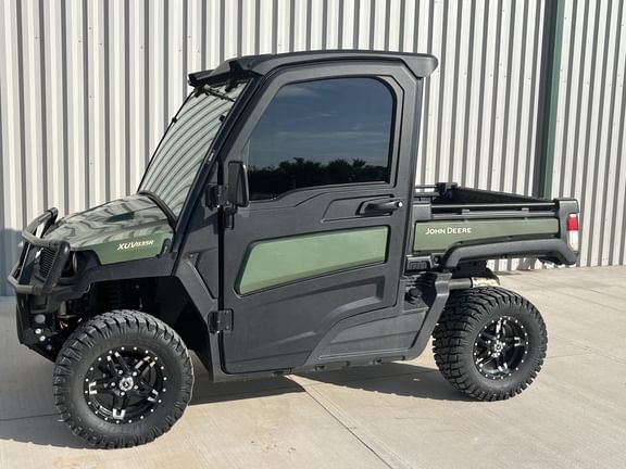 Main image John Deere XUV 835R
