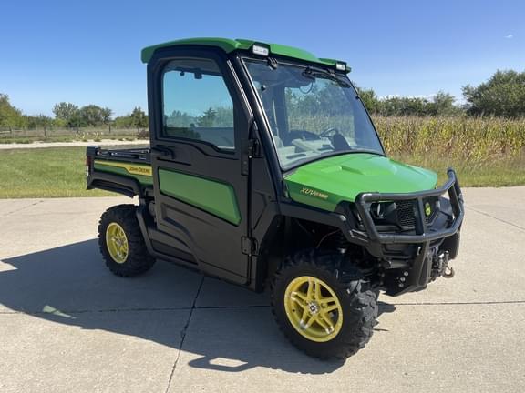 Image of John Deere XUV 835R Primary image