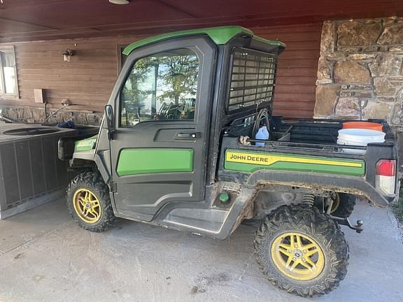 Image of John Deere XUV 865R equipment image 1