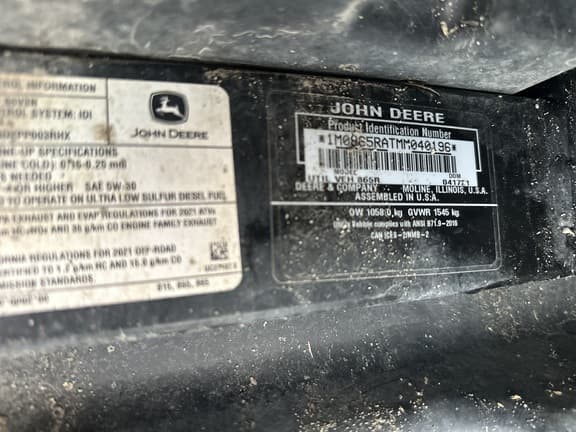 Image of John Deere XUV 865R equipment image 2