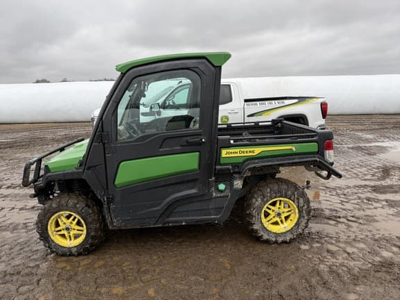 Image of John Deere XUV 865R equipment image 1