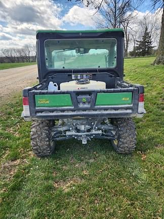 Image of John Deere XUV 865R equipment image 1