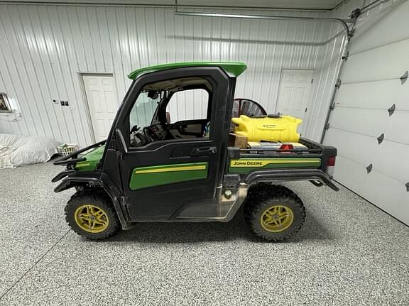 Image of John Deere XUV 865R equipment image 1