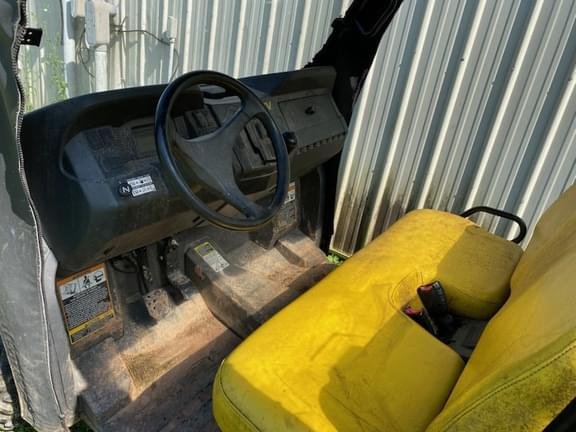 Image of John Deere XUV 560E equipment image 3