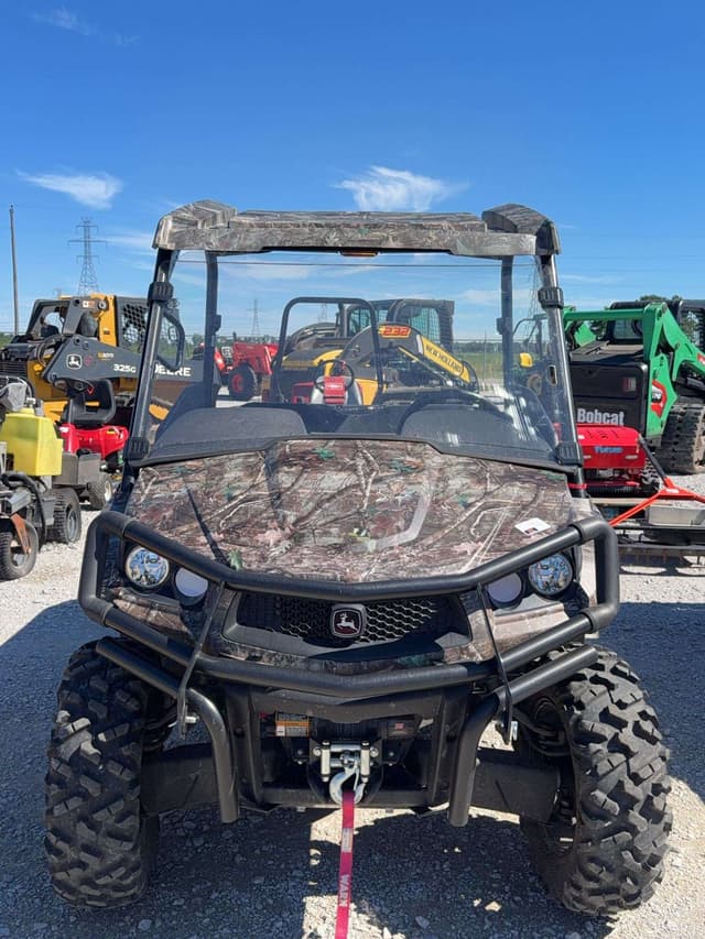 Image of John Deere XUV 590M equipment image 3