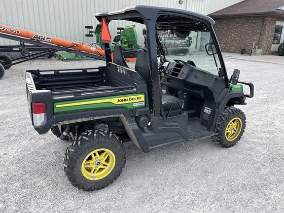 Image of John Deere XUV 835M equipment image 3