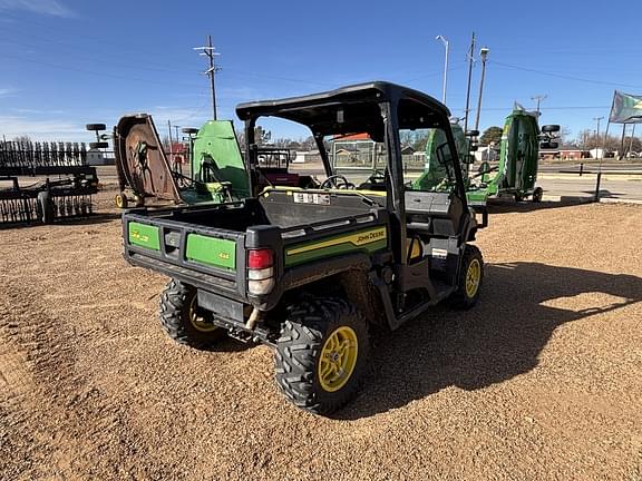 Image of John Deere XUV 835M equipment image 4