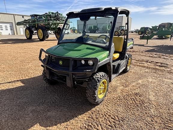 Image of John Deere XUV 835M Primary image