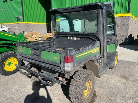 Image of John Deere XUV 835M equipment image 4