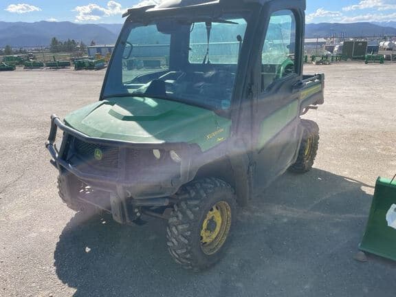 Image of John Deere XUV 835M equipment image 1