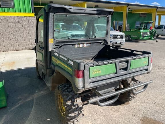 Image of John Deere XUV 835M equipment image 2