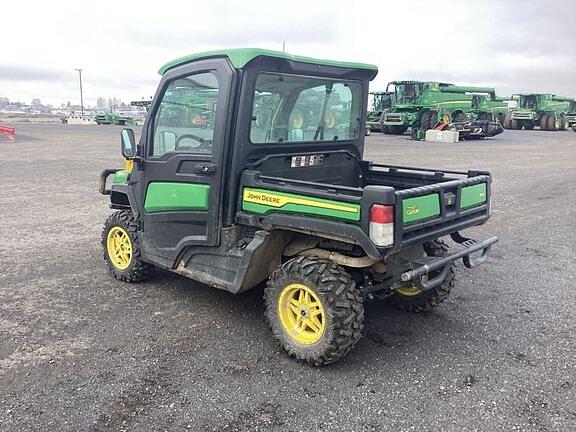 Image of John Deere XUV 835R equipment image 2