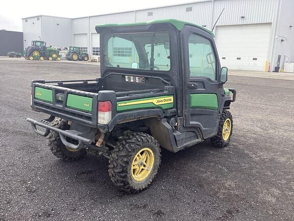 Image of John Deere XUV 835R equipment image 4