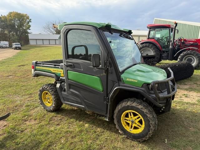 Image of John Deere XUV 835R equipment image 4