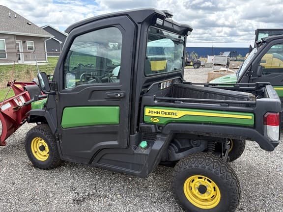 Image of John Deere XUV 865M Primary image