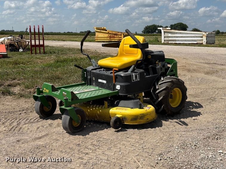 2021 John Deere Z255 Equipment Image0