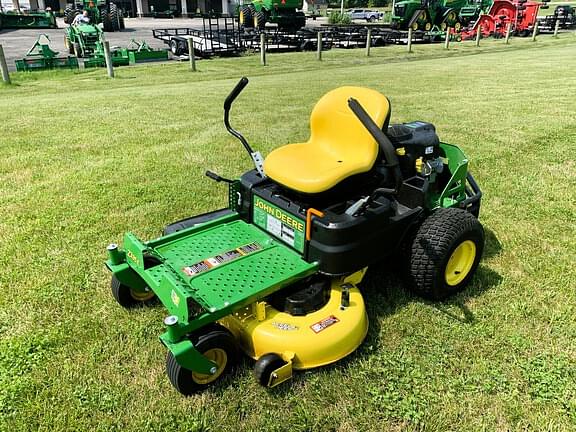 Image of John Deere Z335E Primary image