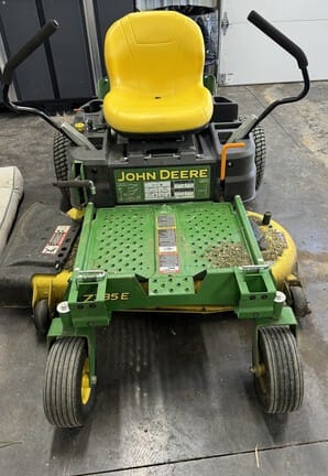 Main image John Deere Z335E