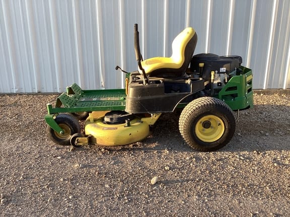 Main image John Deere Z335E