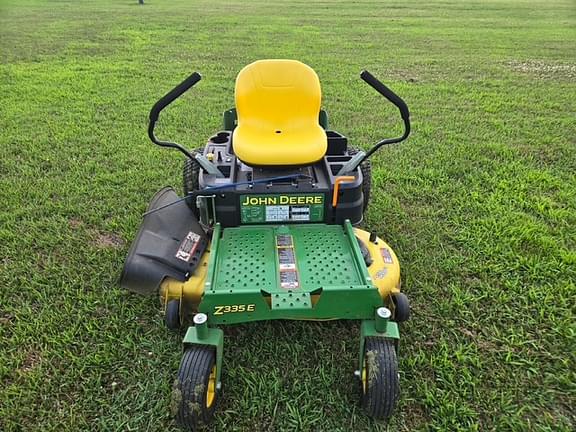 Image of John Deere Z335E Primary Image
