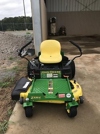 Image of John Deere Z335E equipment image 1