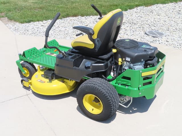 Image of John Deere Z345M equipment image 4
