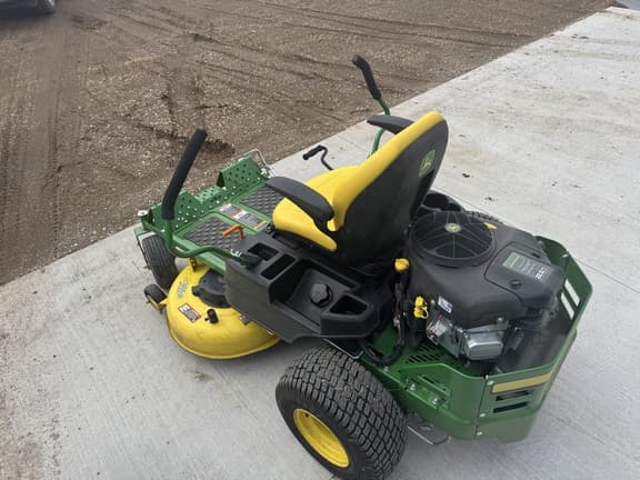 Image of John Deere Z345R equipment image 3