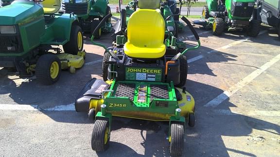 Image of John Deere Z345R equipment image 1