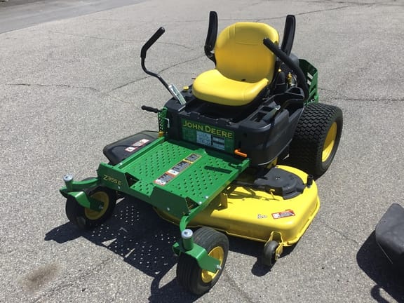 2021 John Deere Z355E Equipment Image0