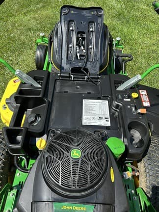 Image of John Deere Z365R equipment image 4