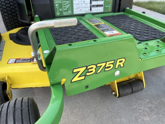 Image of John Deere Z375R equipment image 4