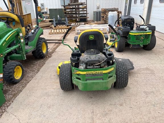 Image of John Deere Z375R equipment image 3