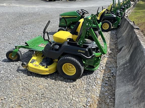 Image of John Deere Z515E equipment image 3