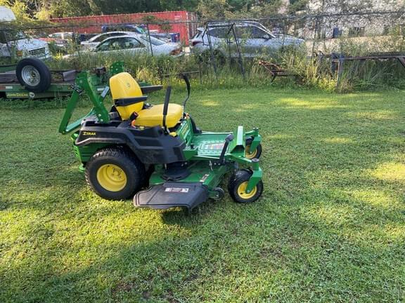 Image of John Deere Z515E equipment image 1