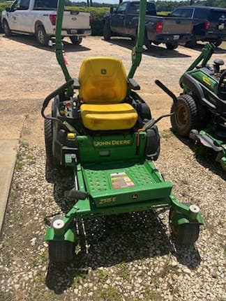 2021 John Deere Z515E Equipment Image0