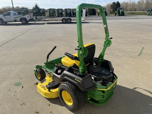 Image of John Deere Z515E equipment image 4