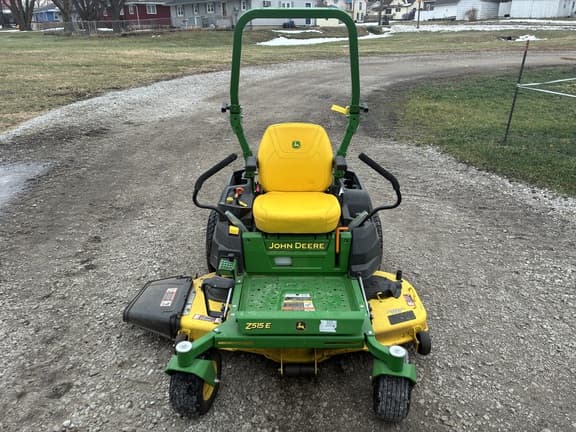 Image of John Deere Z515E equipment image 1